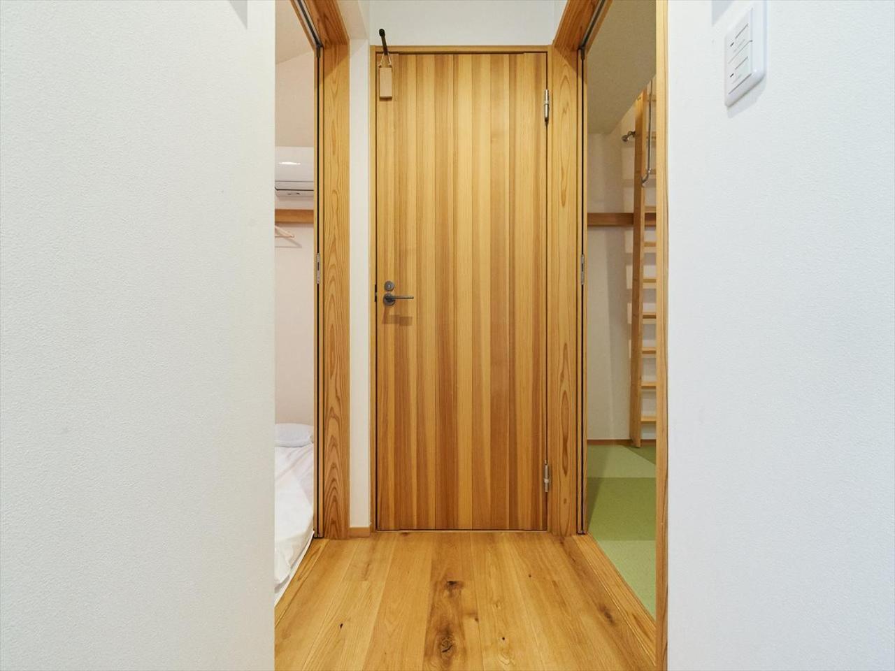 Yadoya Kisakata * Tokyo prefektur